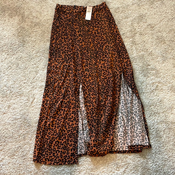American Eagle Skirt - Picture 1 of 7